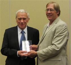 Pearce Receives Leadership Award